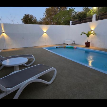 Suntoo Villa Wind & Kitesurf Accommodation Ла Гулет Екстериор снимка