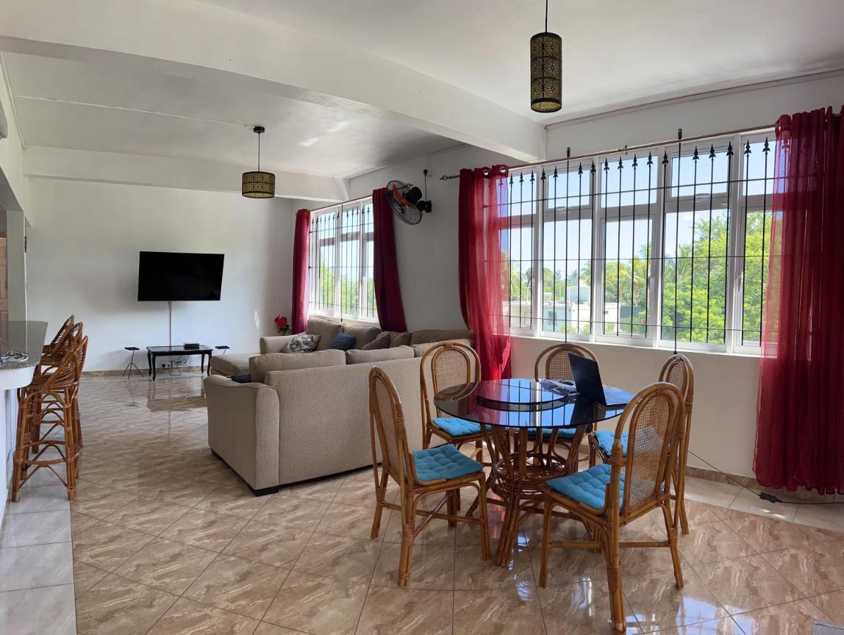 Suntoo Villa Wind & Kitesurf Accommodation Ла Гулет Екстериор снимка