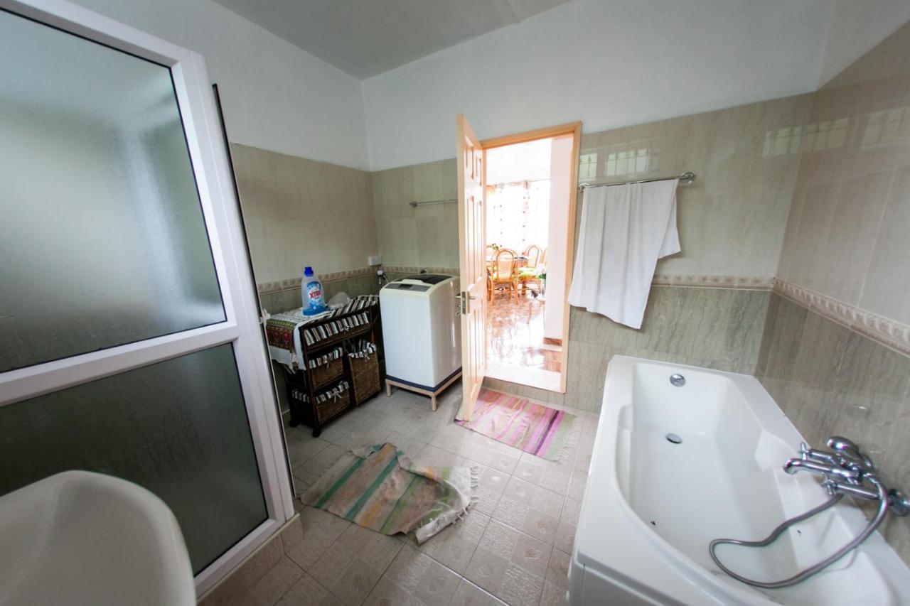 Suntoo Villa Wind & Kitesurf Accommodation Ла Гулет Екстериор снимка
